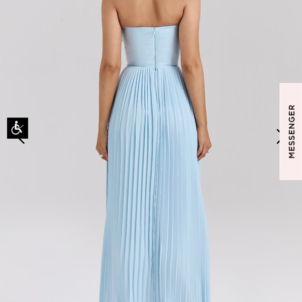 MARCELLA

OCEAN BLUE PLEATED MAXI DRESS bigger cup d-e